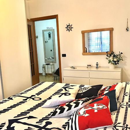 Casa Vacanze Patrizia Albenga Bagian luar foto